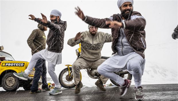 Bratislava - Z Indie až domov s Trabantom po boku s M. Slobodníkom