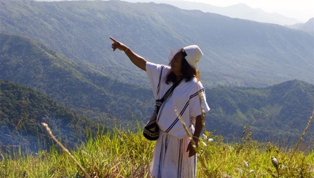 Setkání s vyslancem indiánských kmenů v Českých Budějovicích
