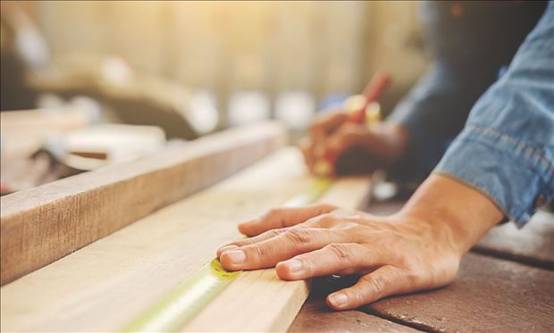 VYROB SI SÁM – tvorivé dielne pre pánov v Košiciach