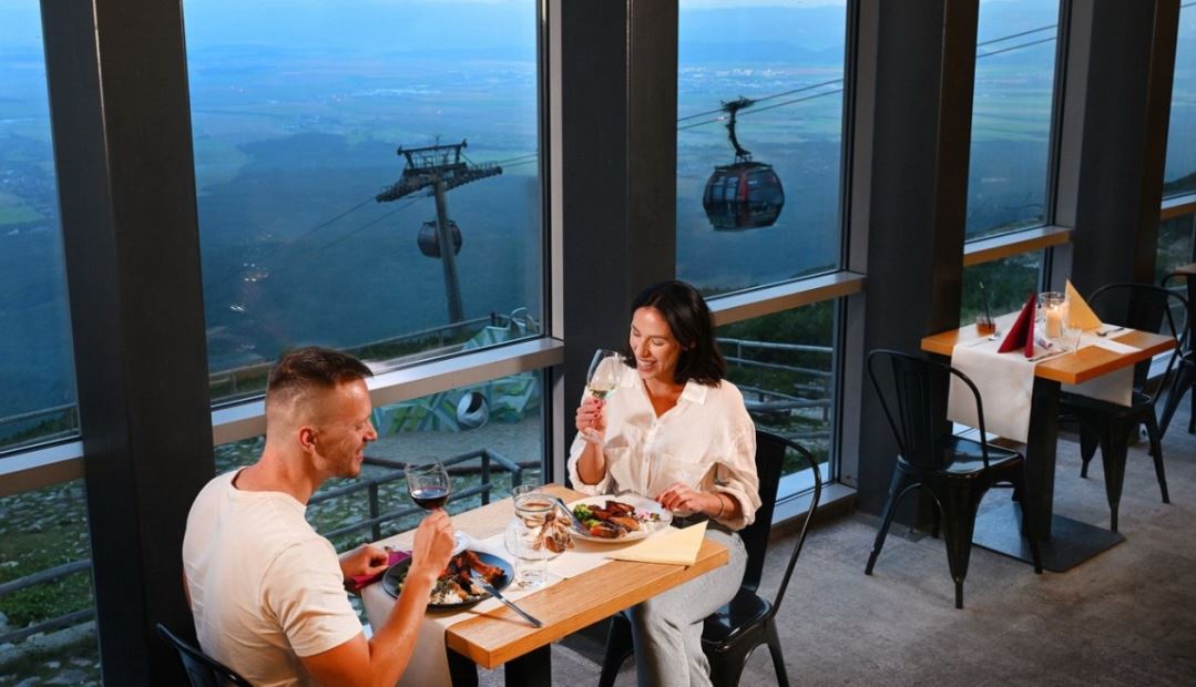 Večera pod hviezdami Skalnaté Pleso