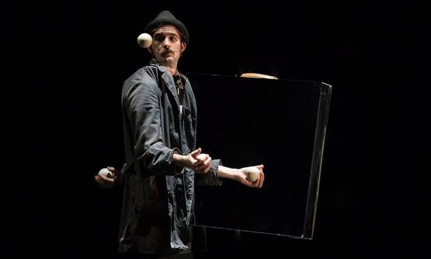 Company Longshow: Opticirque (Francúzsko)