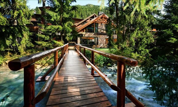 Večerné grilovačky s hudobným sprievodom