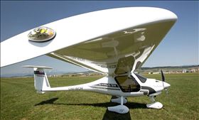 Pilot na skúšku motorového lietadla