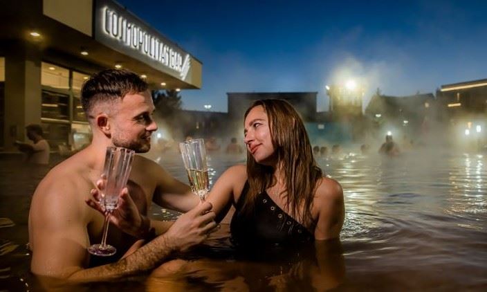 Večerná pohoda v termáloch