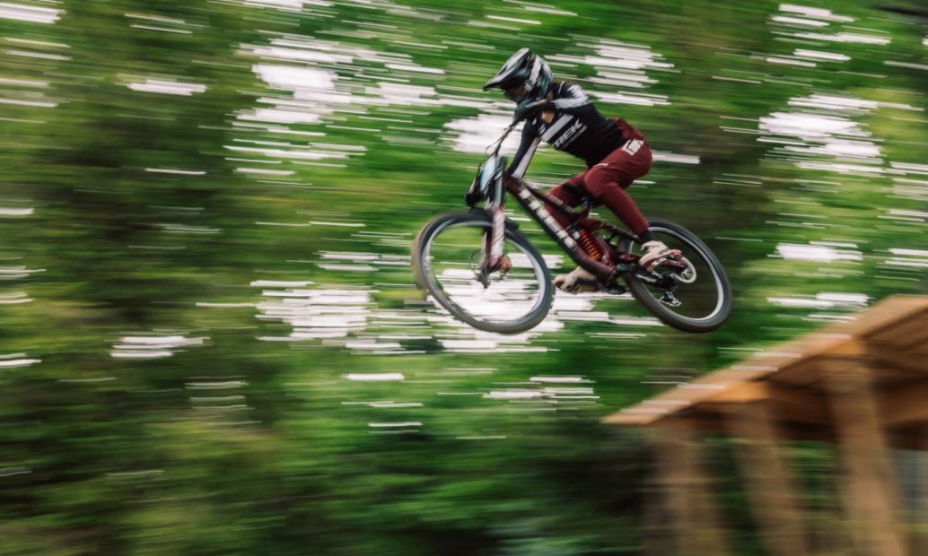 Rezervácia Paddock Miesta – iXS European Downhill Cup Szczyrk