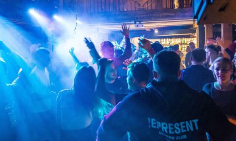 LATINO PARTY – DJ TWISTER