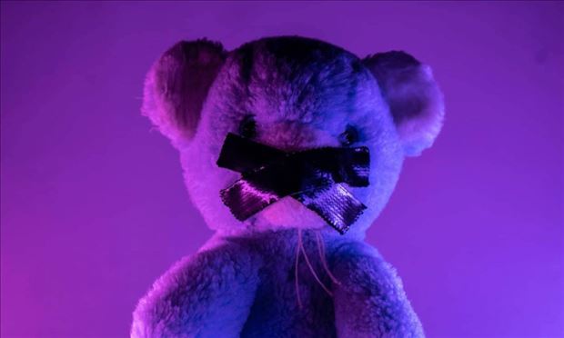 SHOUT: FIRST CALL  (SI)