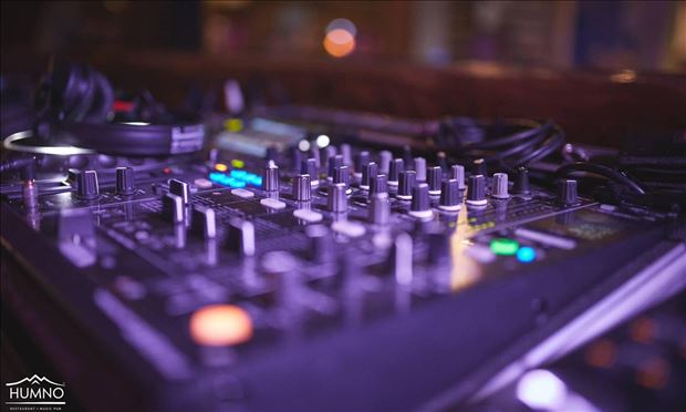 AFROBEATS & MELODIC HOUSE – DJ VIRUS